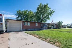2375 W 4975 S, Roy, UT 84067 - Photo 5