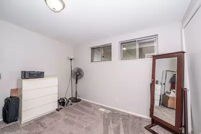 2375 W 4975 S, Roy, UT 84067 - Photo 15