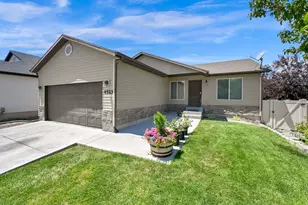 4523 N Buckboard St, Eagle Mountain, UT 84005 - Photo 3