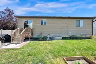 4523 N Buckboard St, Eagle Mountain, UT 84005 - Photo 5