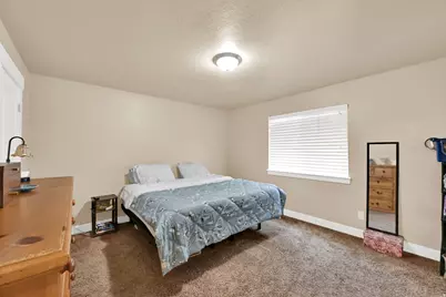 4523 N Buckboard St, Eagle Mountain, UT 84005 - Photo 15