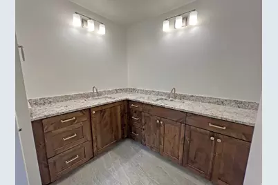 430 Center E, Richfield, UT 84701 - Photo 11