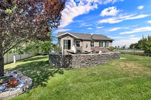 1051 S 1925 W, Syracuse, UT 84075 - Photo 35