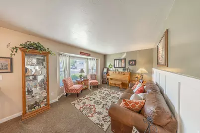 2765 W Lindi Way N, Layton, UT 84041 - Photo 3