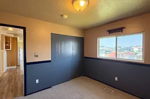 235 E 800 S, Layton, UT 84041 - Photo 15