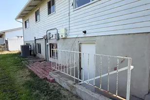 235 E 800 S, Layton, UT 84041 - Photo 27