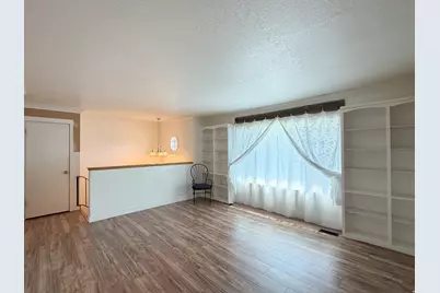 235 E 800 S, Layton, UT 84041 - Photo 3