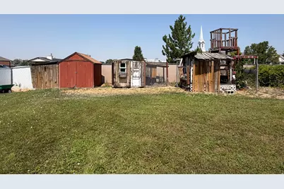 235 E 800 S, Layton, UT 84041 - Photo 29