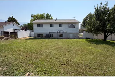 235 E 800 S, Layton, UT 84041 - Photo 25