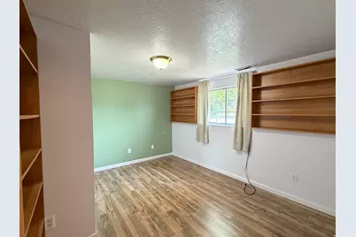 235 E 800 S, Layton, UT 84041 - Photo 17