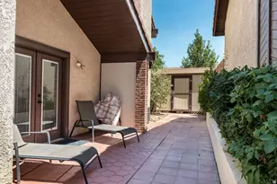 545 S Valley View Dr, Saint George, UT 84770 - Photo 5