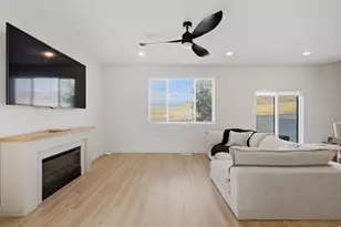 2143 N Chianti St, Saratoga Springs, UT 84045 - Photo 1