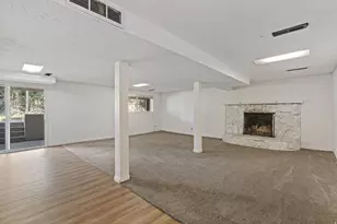 4928 S 1645 E, Holladay, UT 84117 - Photo 33