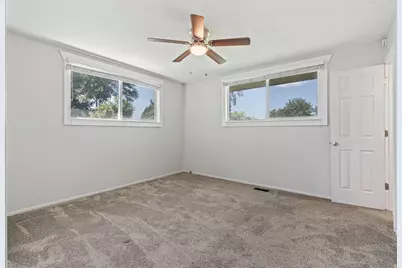 4928 S 1645 E, Holladay, UT 84117 - Photo 25