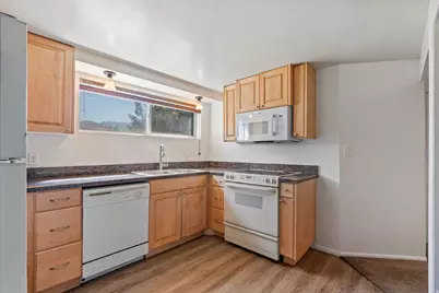 4928 S 1645 E, Holladay, UT 84117 - Photo 39