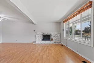 4928 S 1645 E, Holladay, UT 84117 - Photo 5