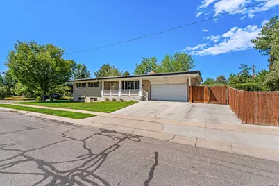 4928 S 1645 E, Holladay, UT 84117 - Photo 3