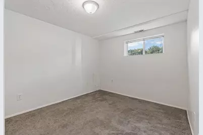 4928 S 1645 E, Holladay, UT 84117 - Photo 47