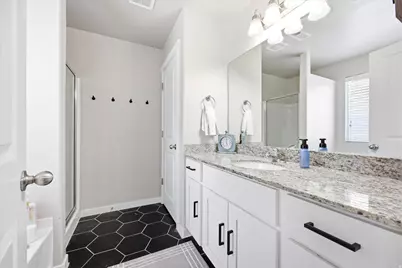 1596 N Cordoba Dr, Saratoga Springs, UT 84045 - Photo 15