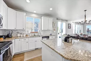 1596 N Cordoba Dr, Saratoga Springs, UT 84045 - Photo 9