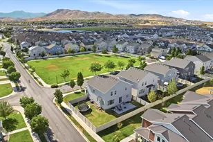 1596 N Cordoba Dr, Saratoga Springs, UT 84045 - Photo 33
