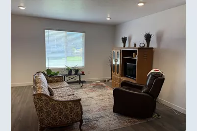 1391 S Oakdale Dr #233, Santaquin, UT 84655 - Photo 3
