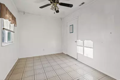 127 N 1st, Tooele, UT 84074 - Photo 11
