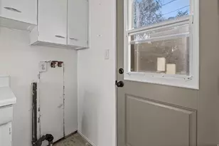 127 N 1st, Tooele, UT 84074 - Photo 7