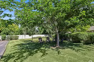 4547 S Tanglewood Dr, Holladay, UT 84117 - Photo 23