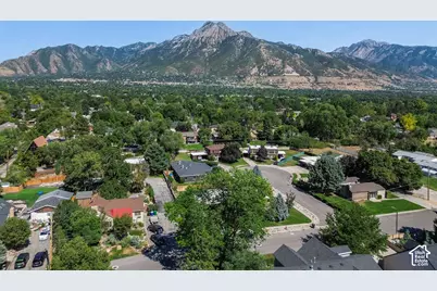 4547 S Tanglewood Dr, Holladay, UT 84117 - Photo 5