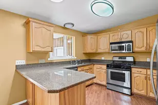 4547 S Tanglewood Dr, Holladay, UT 84117 - Photo 7