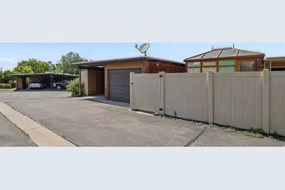 4547 S Tanglewood Dr, Holladay, UT 84117 - Photo 35