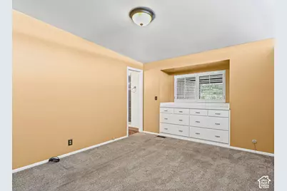 4547 S Tanglewood Dr, Holladay, UT 84117 - Photo 13