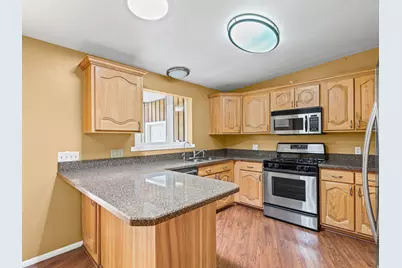 4547 S Tanglewood Dr, Holladay, UT 84117 - Photo 9