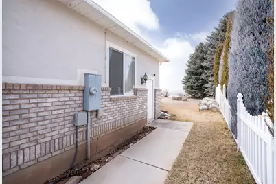 1135 W Park Ridge Dr S, Roosevelt, UT 84066 - Photo 47