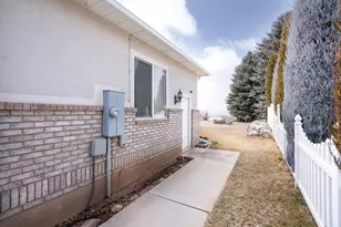 1135 W Park Ridge Dr S, Roosevelt, UT 84066 - Photo 47
