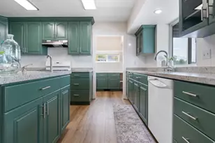 13920 Cromwell Ln, Draper, UT 84020 - Photo 9