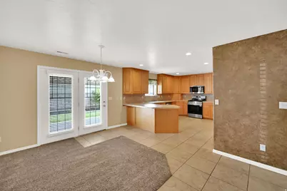 1661 N 865 W, Clinton, UT 84015 - Photo 7