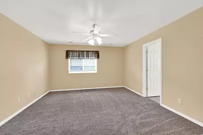 1661 N 865 W, Clinton, UT 84015 - Photo 21