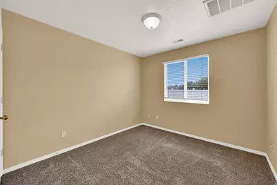1661 N 865 W, Clinton, UT 84015 - Photo 19
