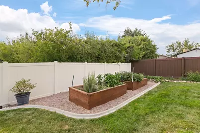 12152 S Cinnamon Ridge Rd, Sandy, UT 84094 - Photo 37