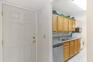 62 W Lester Ave S, Murray, UT 84107 - Photo 9