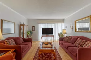 62 W Lester Ave S, Murray, UT 84107 - Photo 1