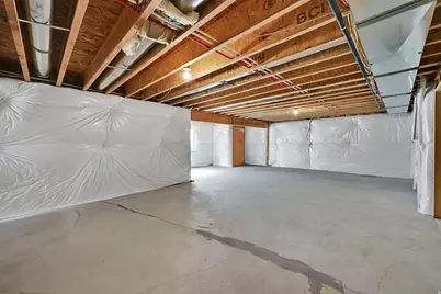3024 S 2325 W, West Haven, UT 84401 - Photo 35