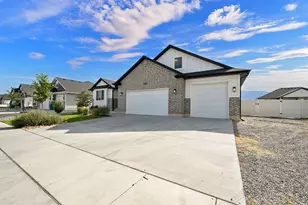 3024 S 2325 W, West Haven, UT 84401 - Photo 5