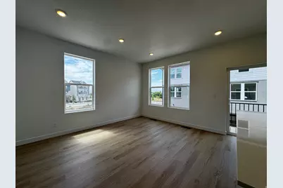 1554 N 1875 W #246, Layton, UT 84041 - Photo 5