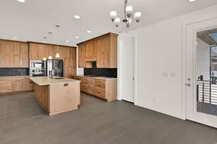 3041 S 2325 W, West Haven, UT 84401 - Photo 17