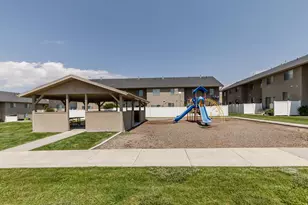 691 N 130 E, Smithfield, UT 84335 - Photo 33