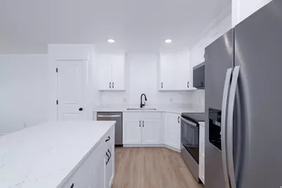 72 N 600 W #223, Roosevelt, UT 84066 - Photo 5