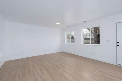 72 N 600 W #223, Roosevelt, UT 84066 - Photo 7